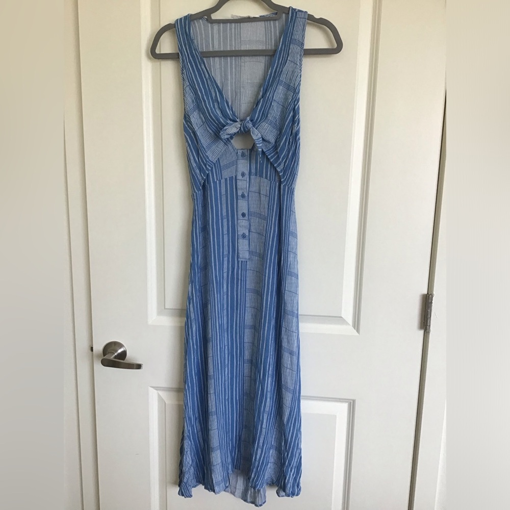 Lush Tie-front Peekaboo-back Blue Striped Sun Dress